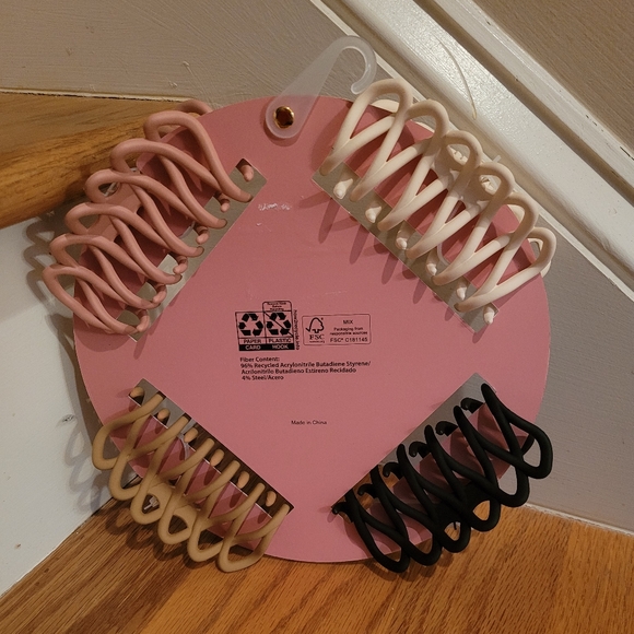 NEW Sunday State Hair Clips made with Recycled Plastic - Picture 2 of 2